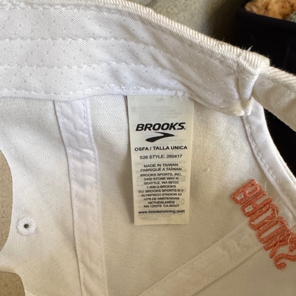 Brooks White Hat with Orange Emblem - Picture 5 of 5